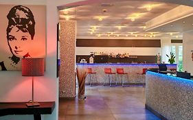 Hotel Etna - Nuova Gestione Romagnola All-Inclusive Spiaggia Parcheggio